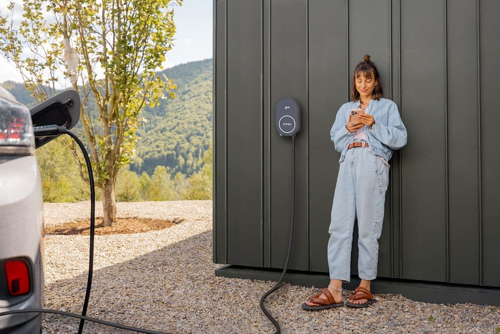 Konektivita wallboxu: Wi-Fi, LTE, Ethernet